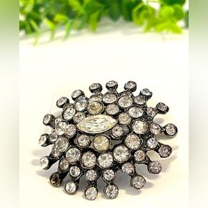 Vintage Rhinestone Brooch